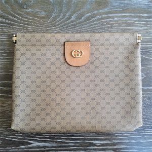 Rare Authentic Vintage Gucci Clutch Bag